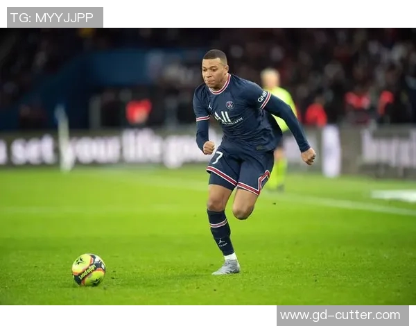 巴黎足球明星云集他们的传奇故事与成就揭秘