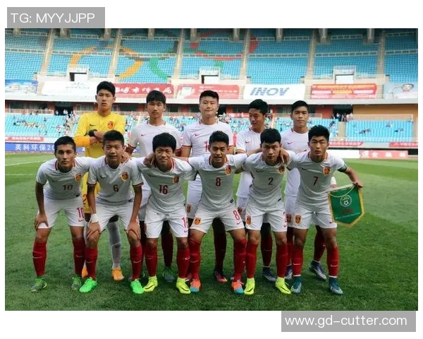 新疆男孩足球明星的崛起与发展探索之路