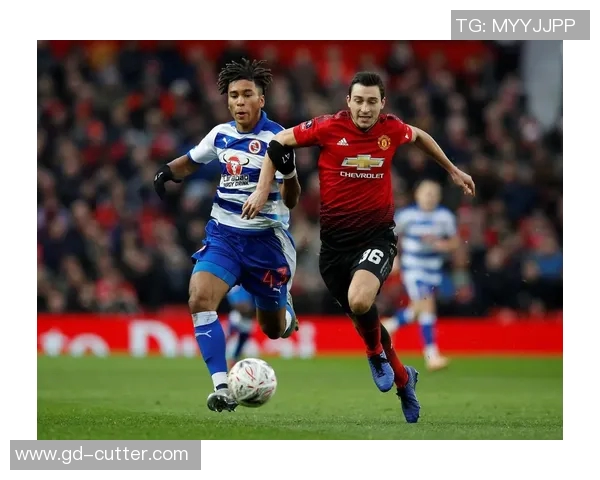 曼联对阵雷丁精彩赛事免费直播全程回放与分析